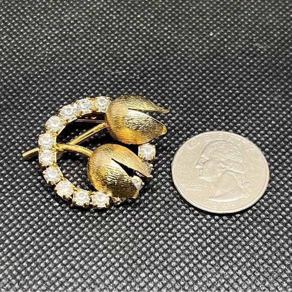 Vintage Rhinestone Roses‎ Brushed Gold Tone Brooch Pin - Picture 3 of 3